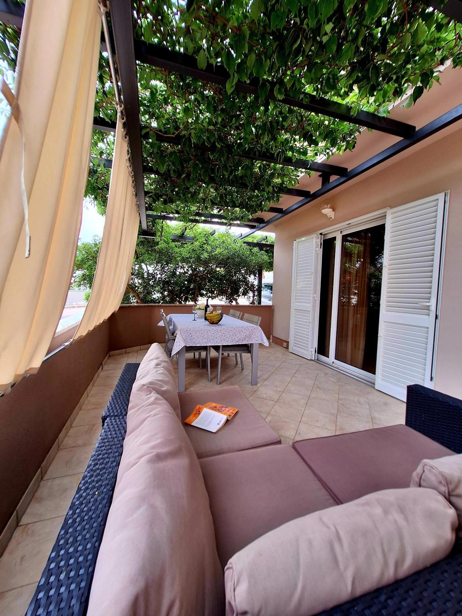 The Golden Island Apartments Krk Town Luaran gambar